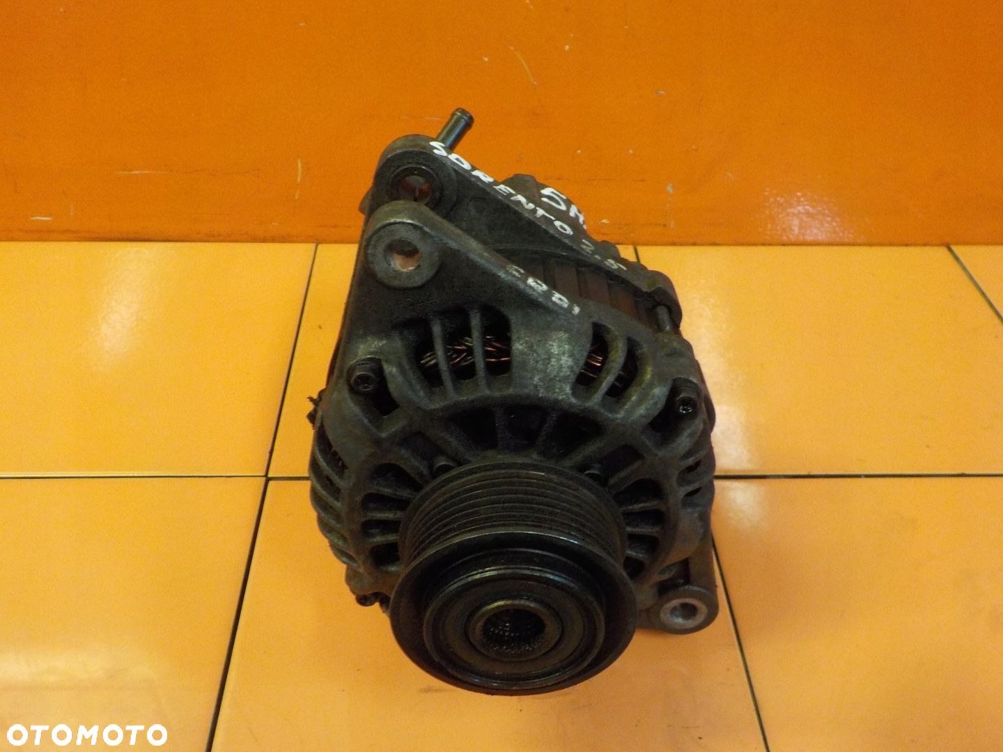 KIA SORENTO H-1 2.5 CRDI 07r 140KM D4CB alternator 37300-4A112 - 2