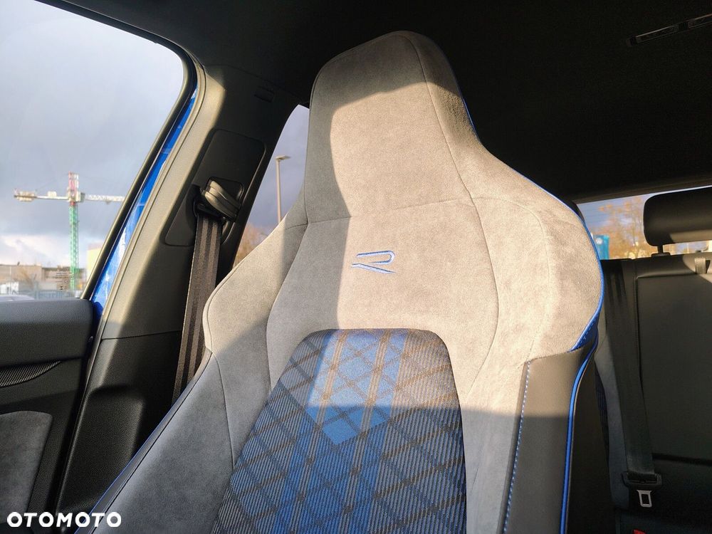 Volkswagen Golf - 15