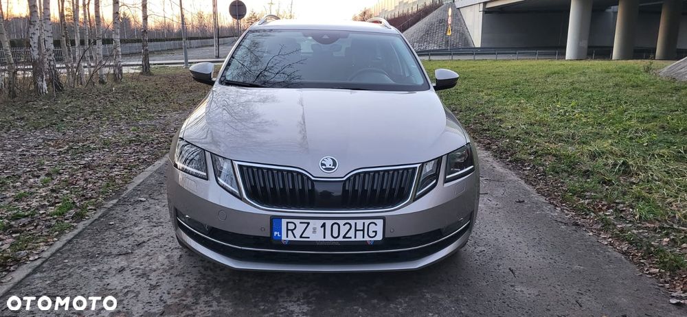 Skoda Octavia 2.0 TDI DSG Style - 5