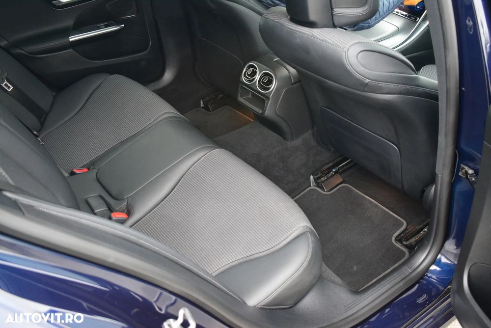 Mercedes-Benz C 220 d 9G-TRONIC - 17