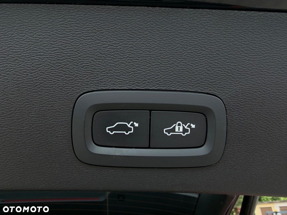 Volvo XC 40 T3 Inscription - 37