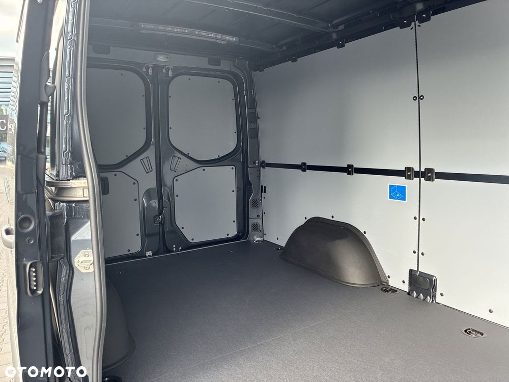 Mercedes-Benz Sprinter 4x4 - 11