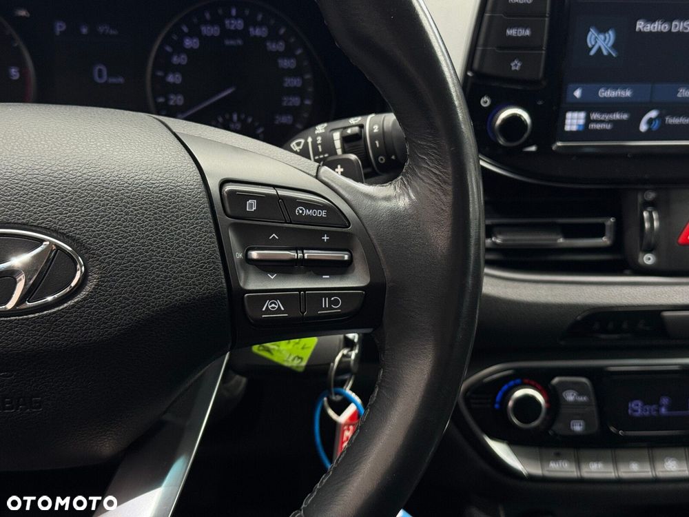 Hyundai i30 1.6 D Comfort DCT - 23