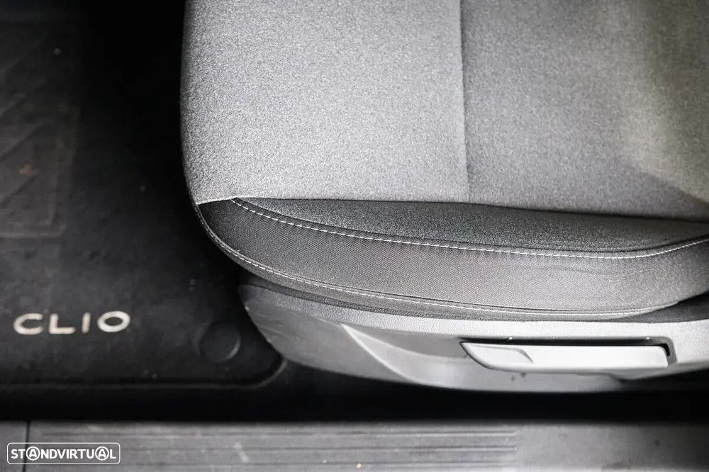 Renault Clio - 29