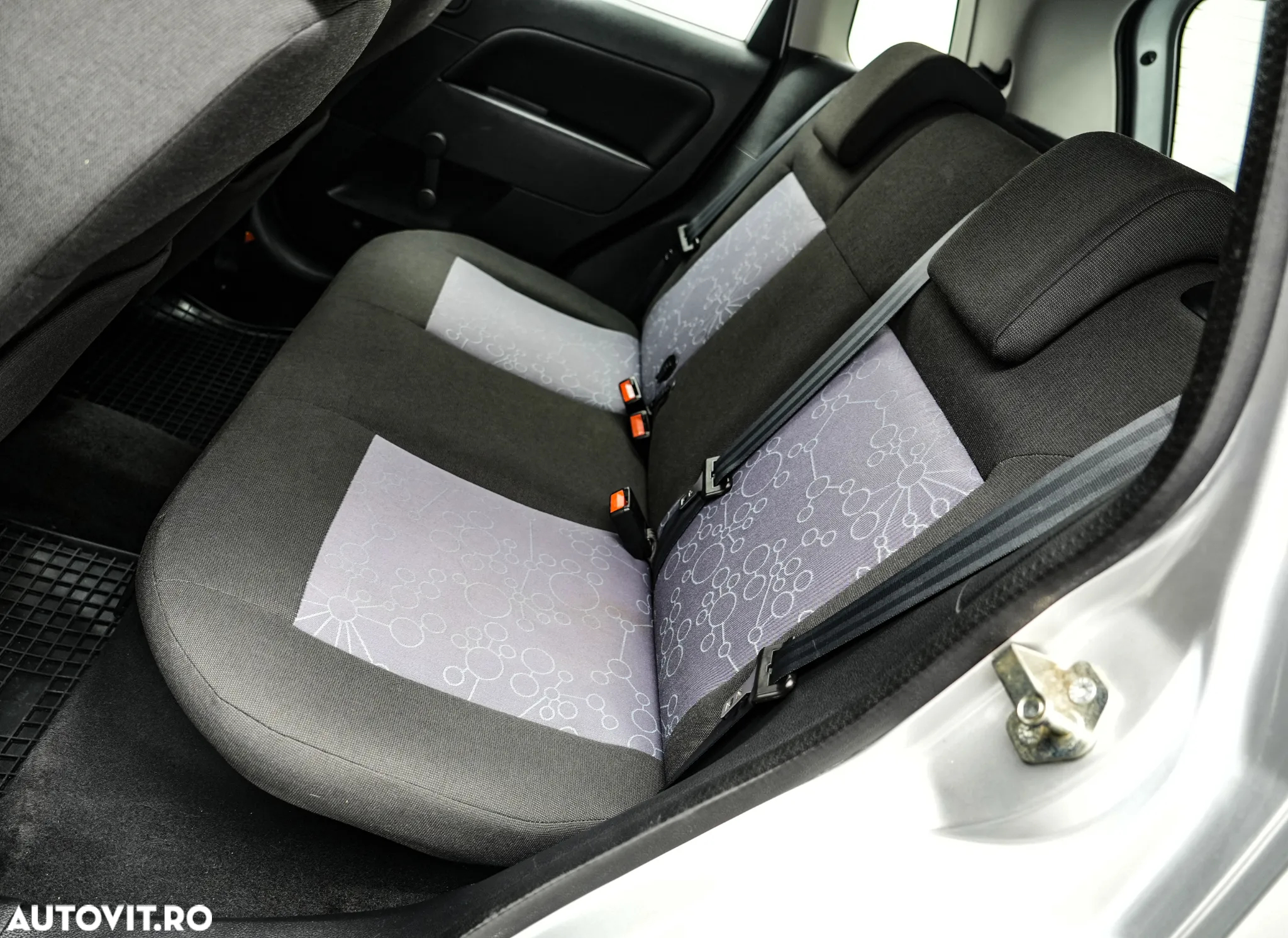 Ford Fiesta 1.4 TDCi Comfort - 15