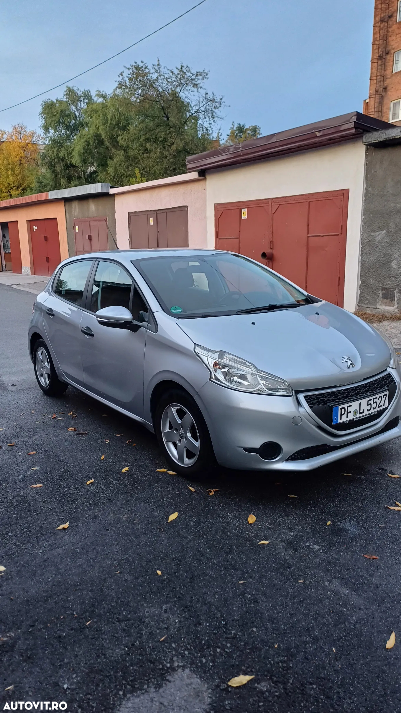 Peugeot 208 - 3