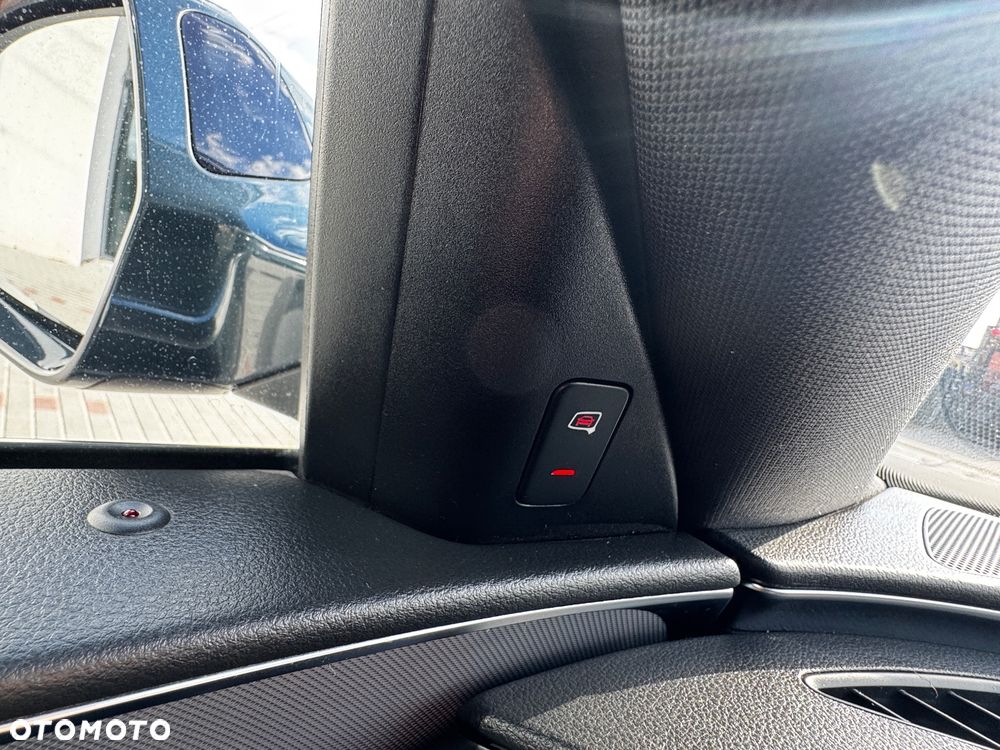 Audi A6 Avant 3.0 TDI quattro S tronic - 30