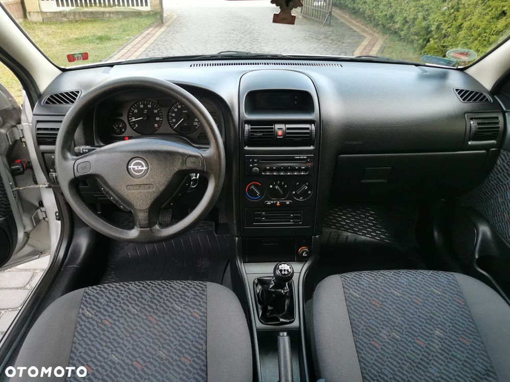 Opel Astra - 27