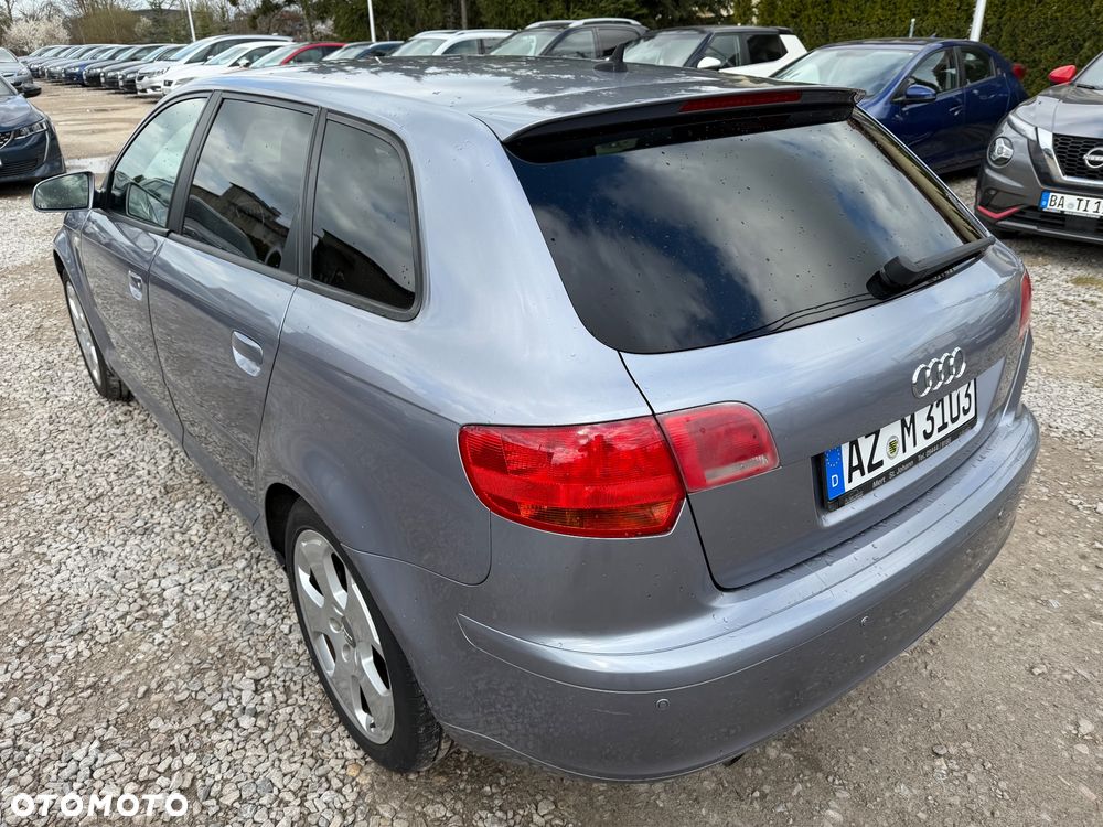 Audi A3 Sportback 1.6 S line Sportpaket plus - 12