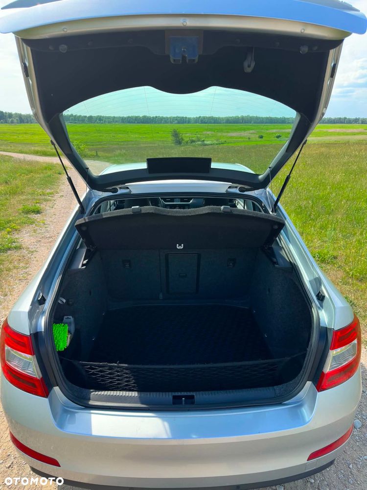 Skoda Octavia 1.4 TSI Ambition - 9