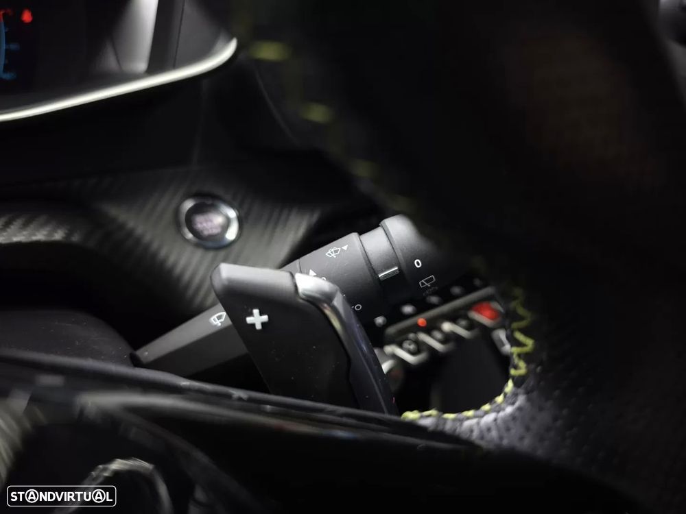 Peugeot 2008 1.5 BlueHDi GT Line EAT8 - 26