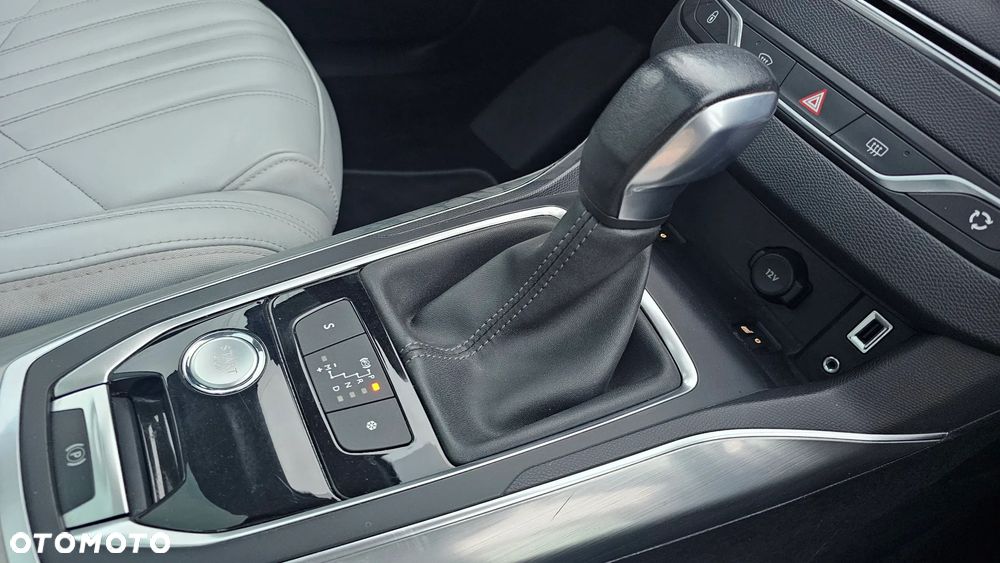 Peugeot 308 - 4