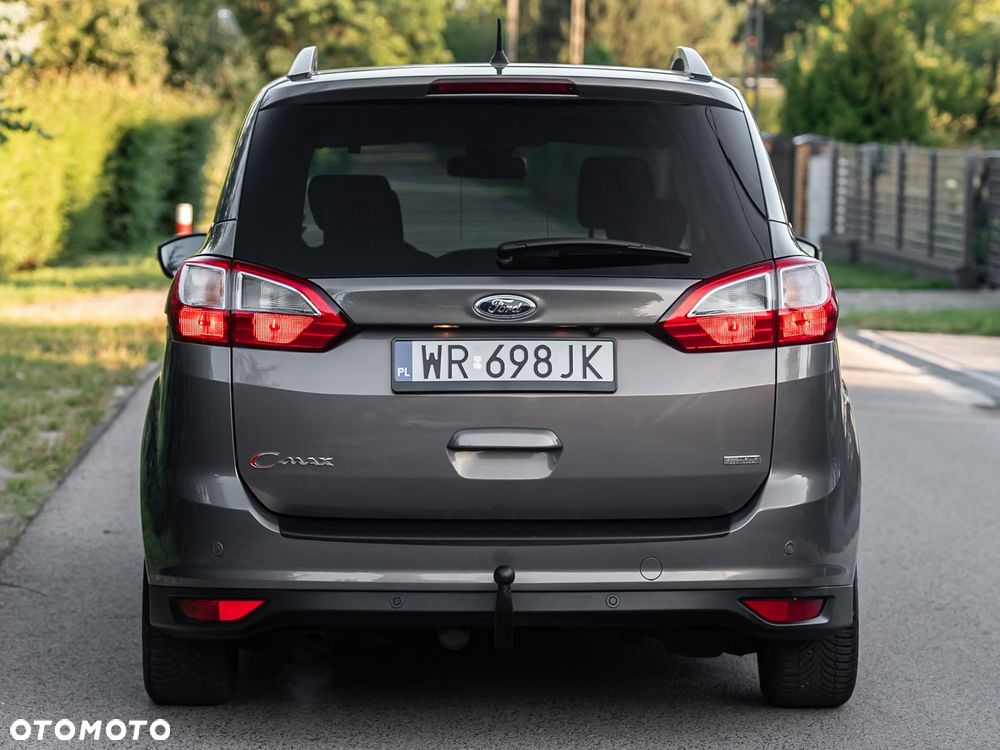 Ford Grand C-MAX - 10