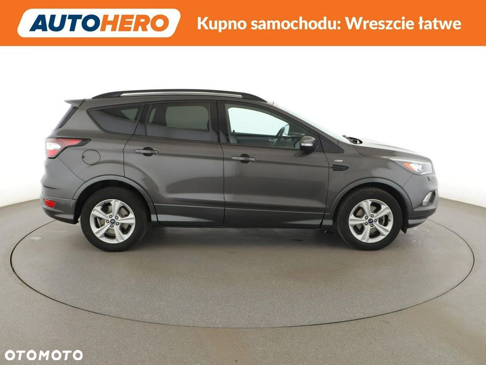 Ford Kuga 1.5 EcoBoost 2x4 ST-Line - 10
