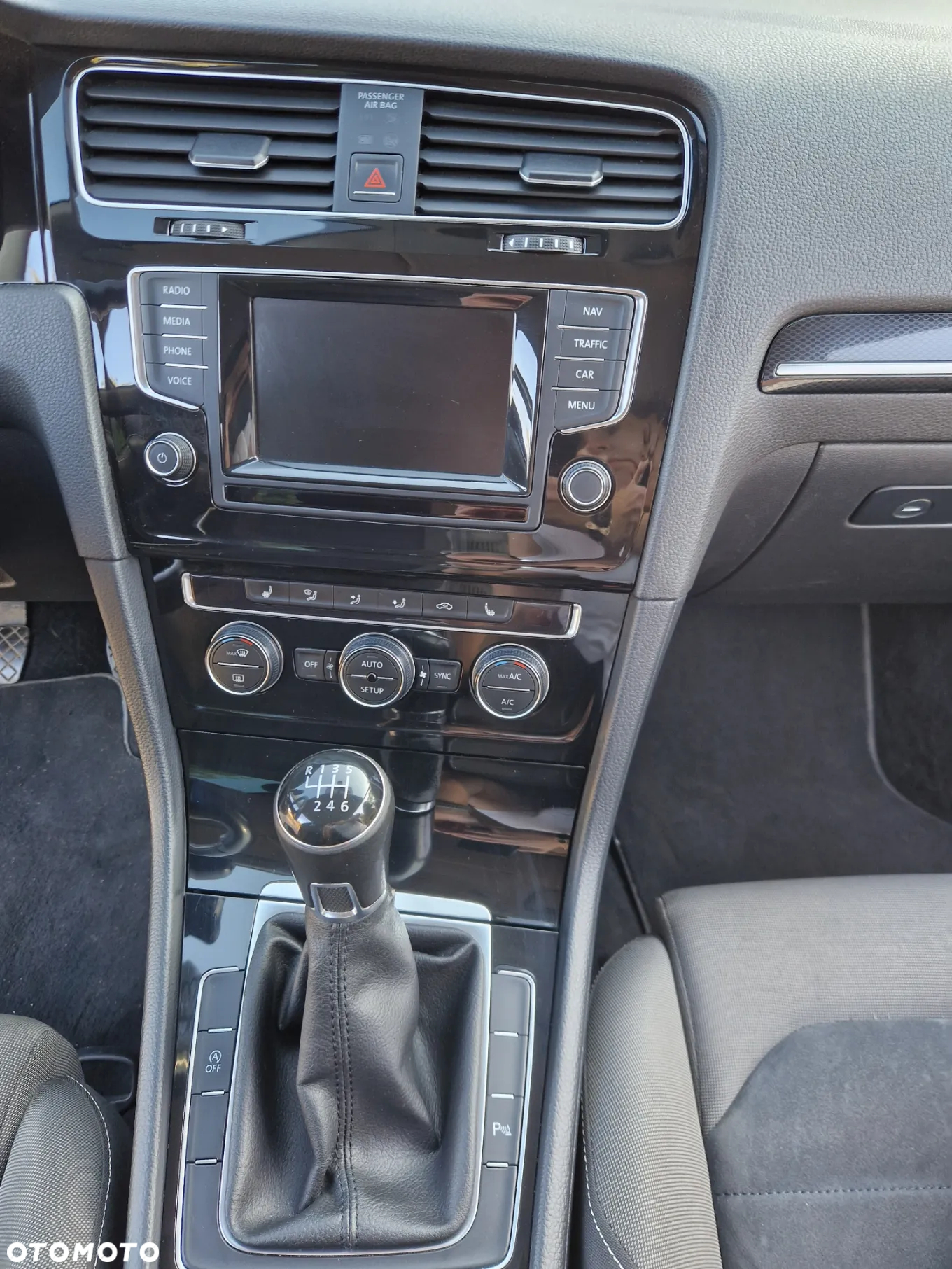 Volkswagen Golf VII 2.0 TDI BMT Highline - 8