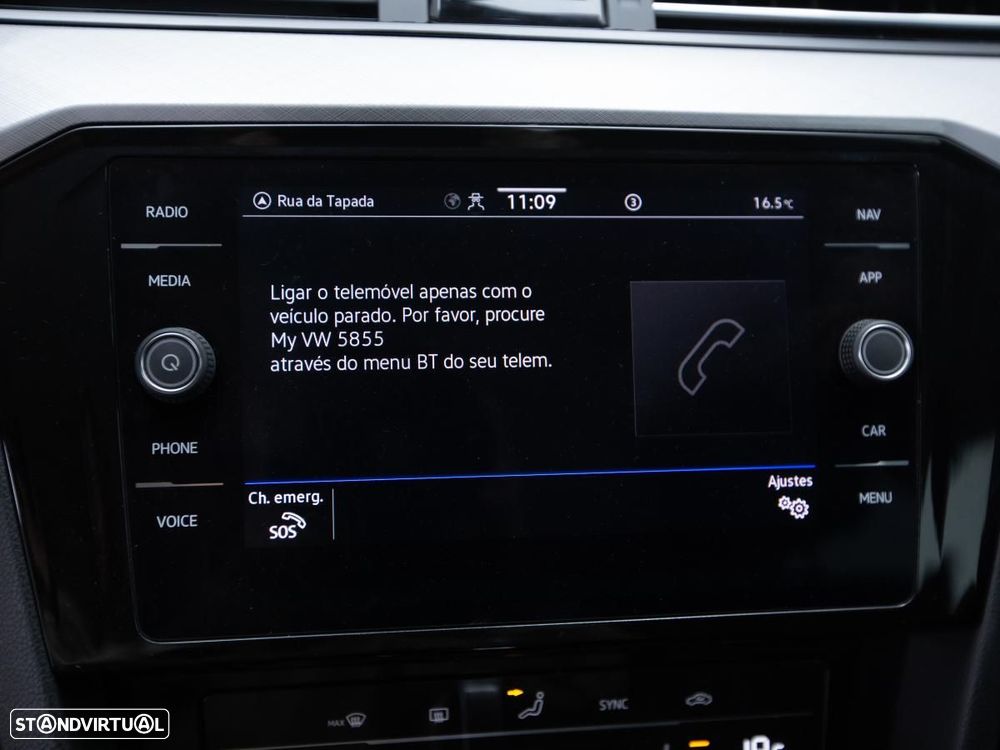 VW Passat Variant 2.0 TDI Business DSG - 23