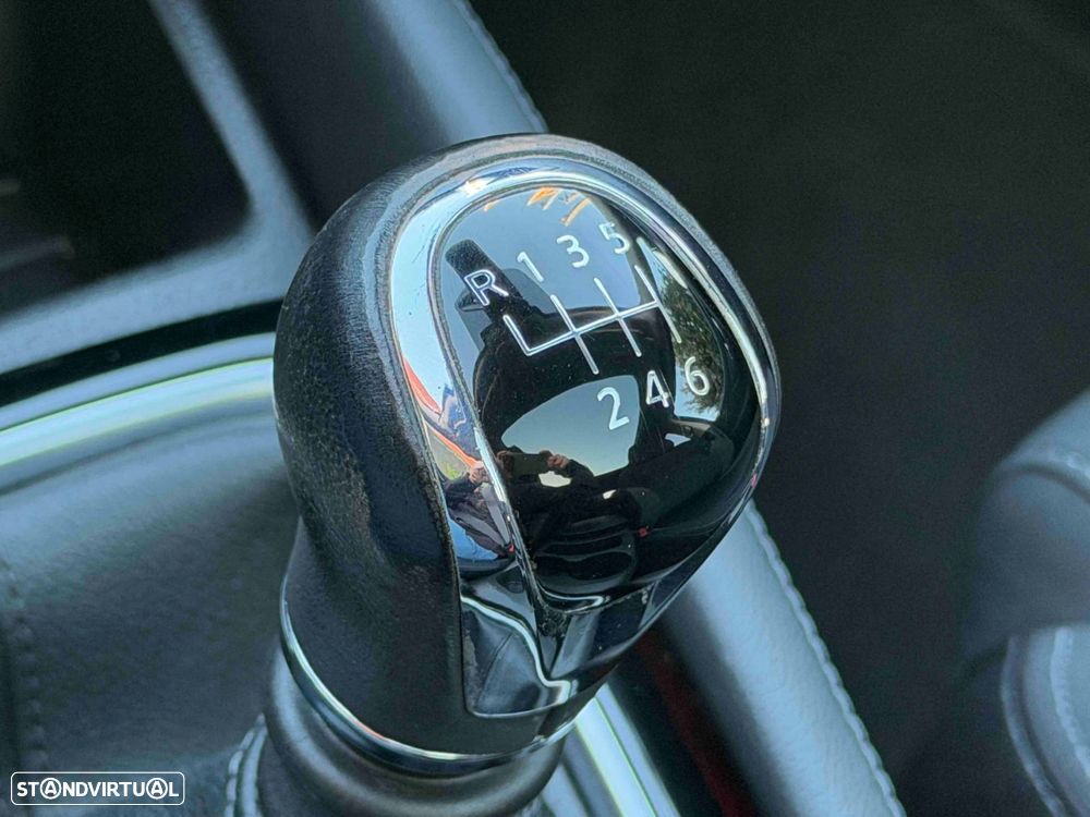 Nissan Qashqai 1.5 dCi N-Connecta - 53