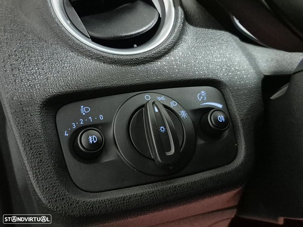 Ford Fiesta 1.0 T EcoBoost Titanium PowerShift - 18