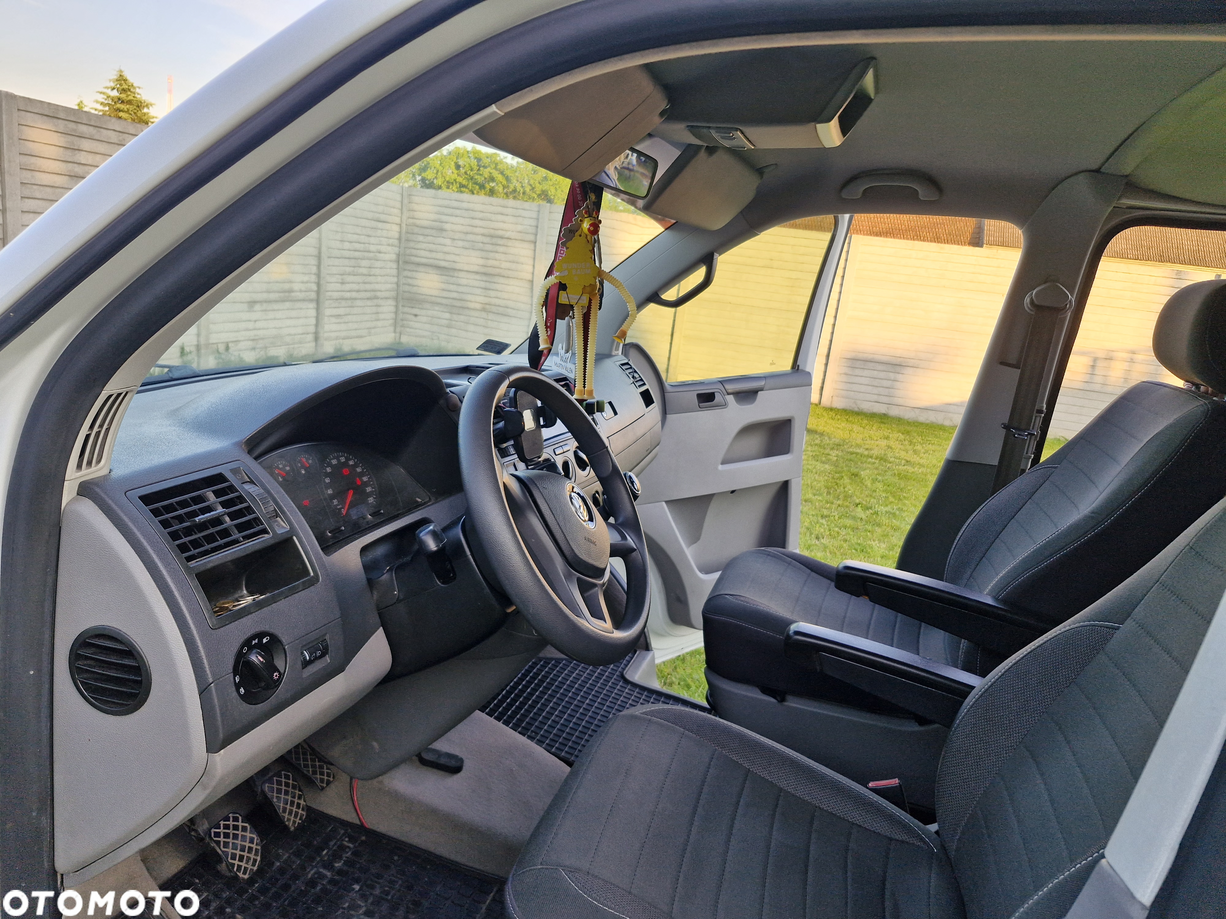 Volkswagen Transporter - 13