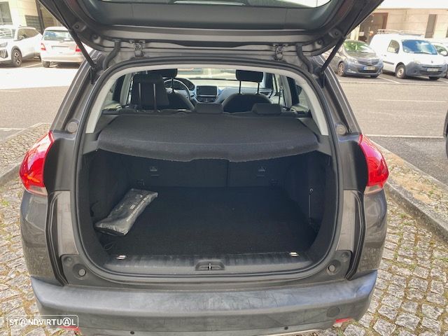 Peugeot 2008 1.2 PureTech Style - 14