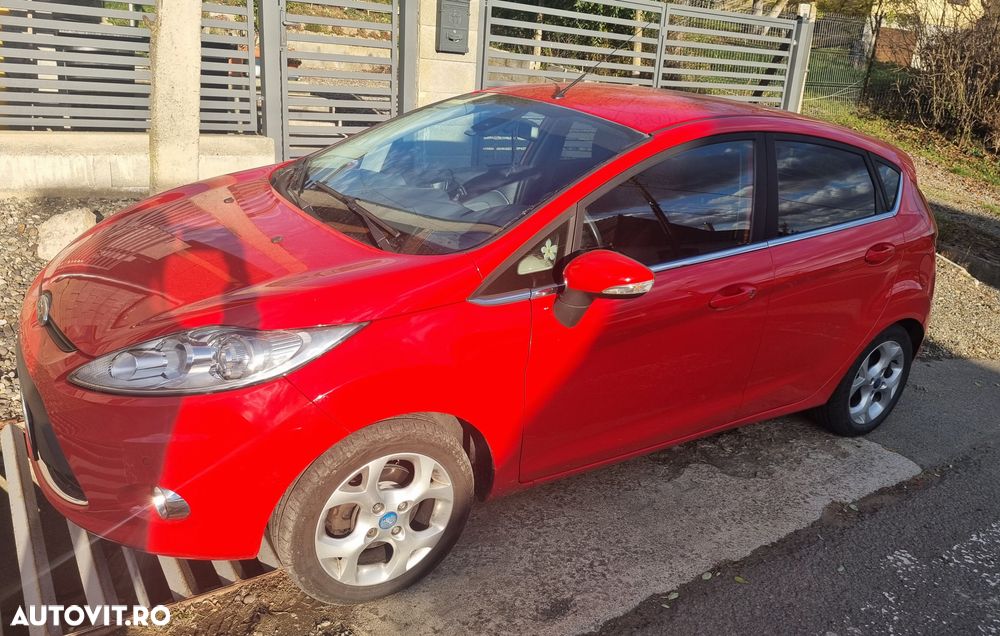 Ford Fiesta - 2