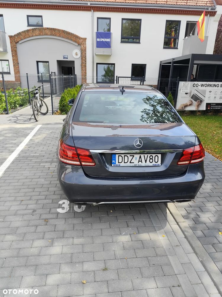 Mercedes-Benz Klasa E 200 CGI BlueEFFICIENCY Automatik Avantgarde - 3
