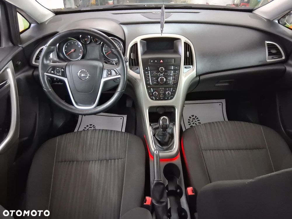 Opel Astra 1.4 Turbo - 7