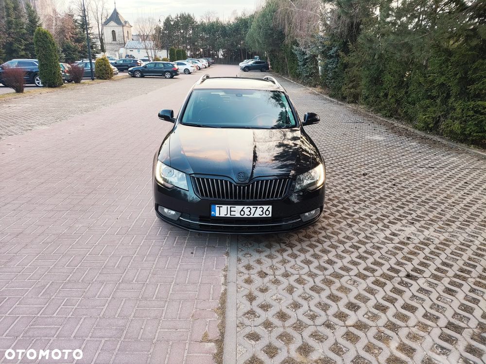 Skoda Superb 2.0 TDI Elegance - 1