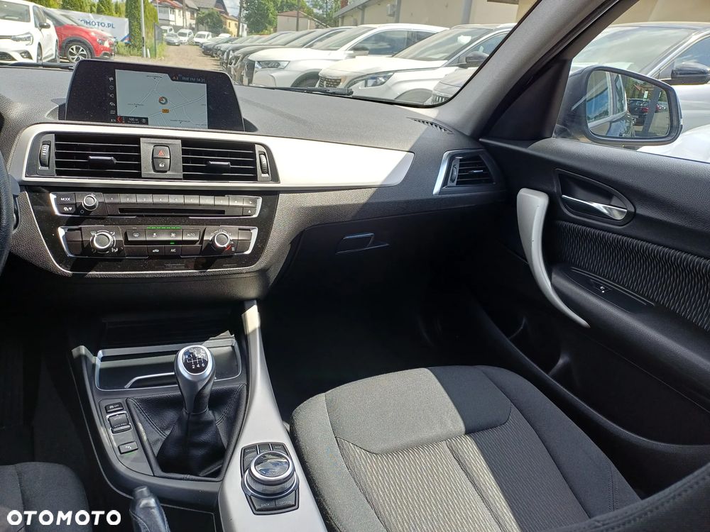 BMW Seria 1 116i Edition Metropolitan - 23