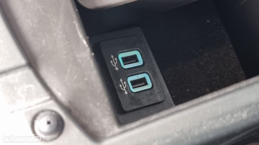 Ford Kuga 1.5 TDCi Titanium - 16