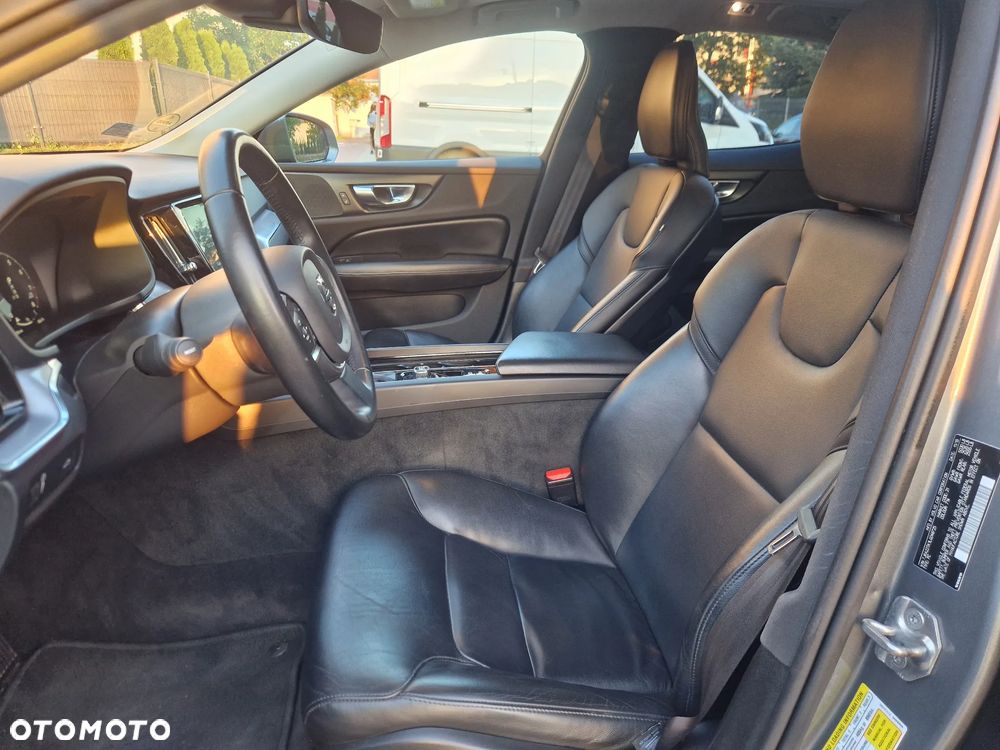 Volvo S60 T6 AWD Geartronic RDesign - 12