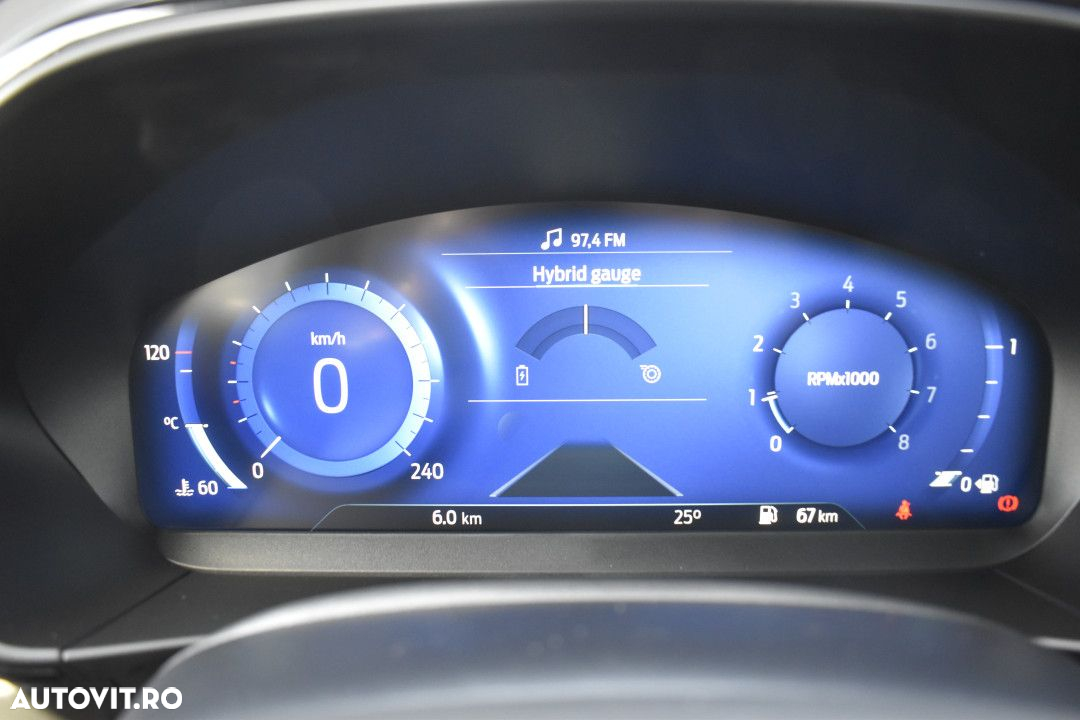 Ford Focus - 22