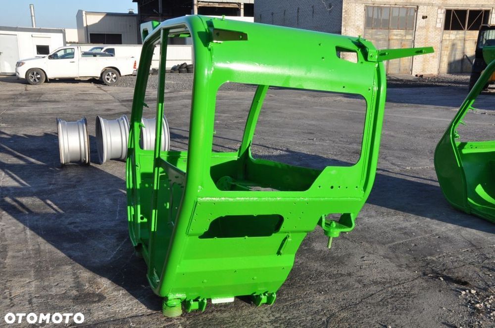 KABINA MERLO 50.8 15R - 2