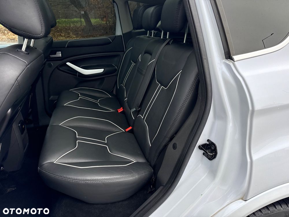 Ford Kuga 2.5 4x4 Individual - 15