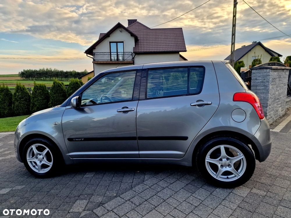 Suzuki Swift 1.3 Comfort - 2