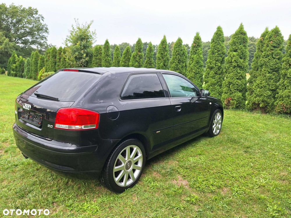 Audi A3 Sportback - 2