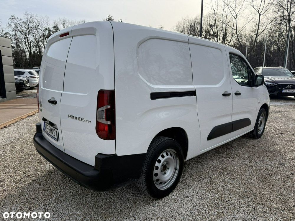 Toyota Proace City - 16
