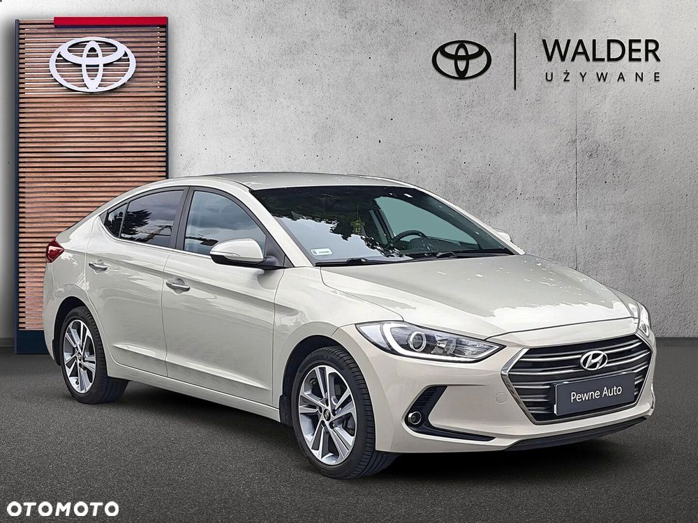 Hyundai Elantra 1.6 Comfort - 8