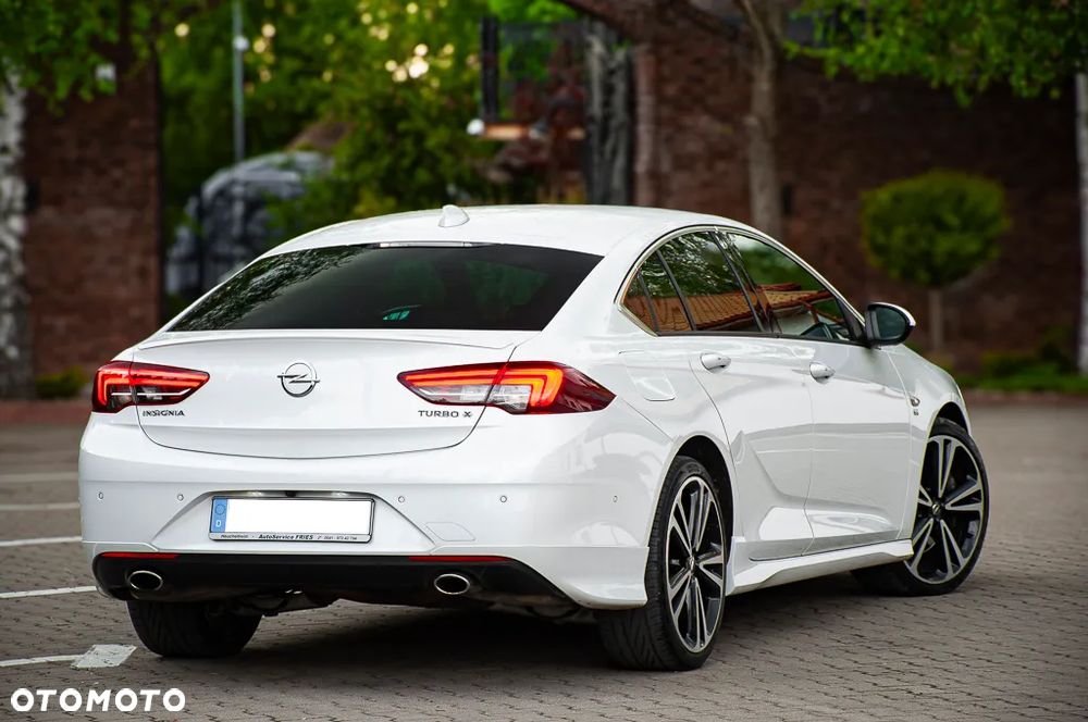 Opel Insignia 2.0 Direct Inj Trb 4x4 Business Innovation - 13