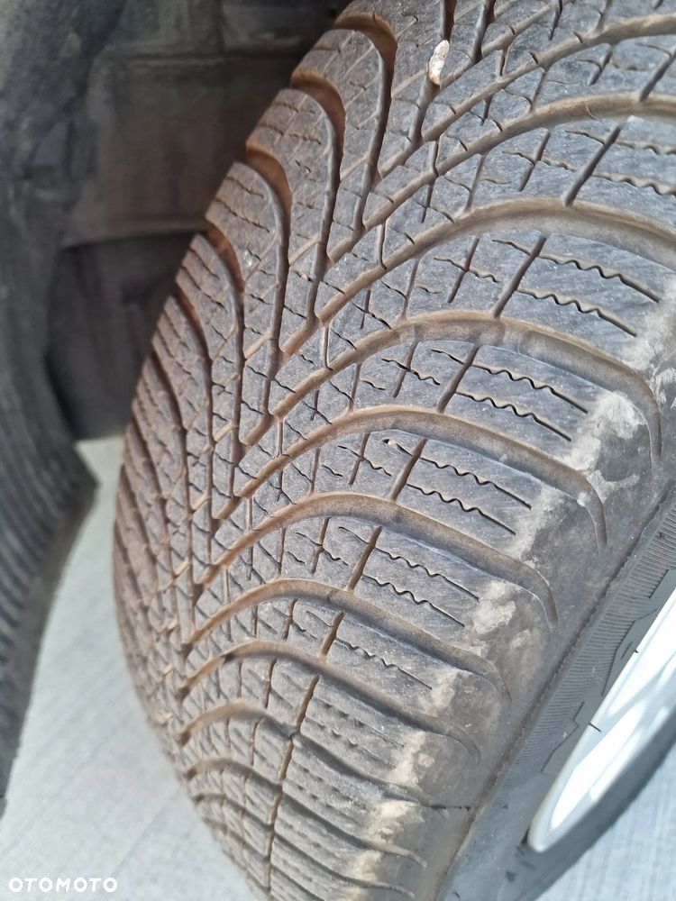 Hyundai i30 1.4 Classic + - 9