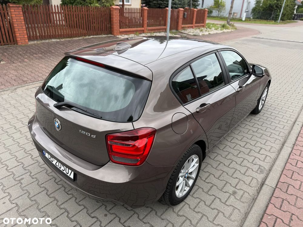 BMW Seria 1 120d - 26