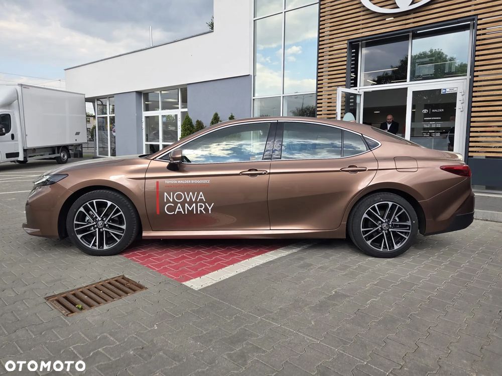 Toyota Camry 2.5 Hybrid Prestige CVT - 3