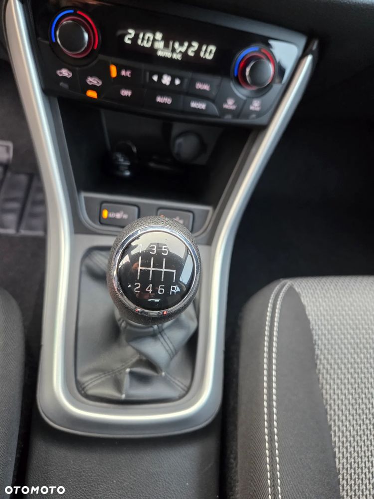 Suzuki SX4 S-Cross 1.6 DDiS 4x2 Comfort+ - 17