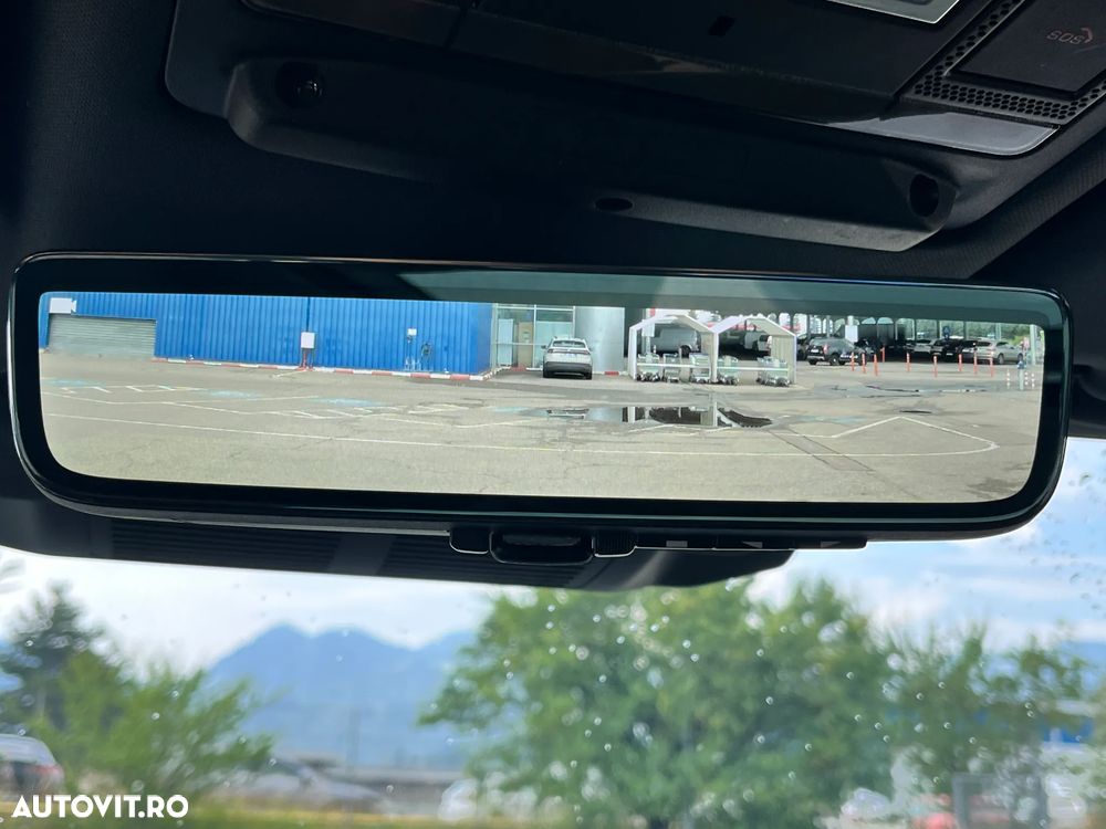 Land Rover Defender - 23