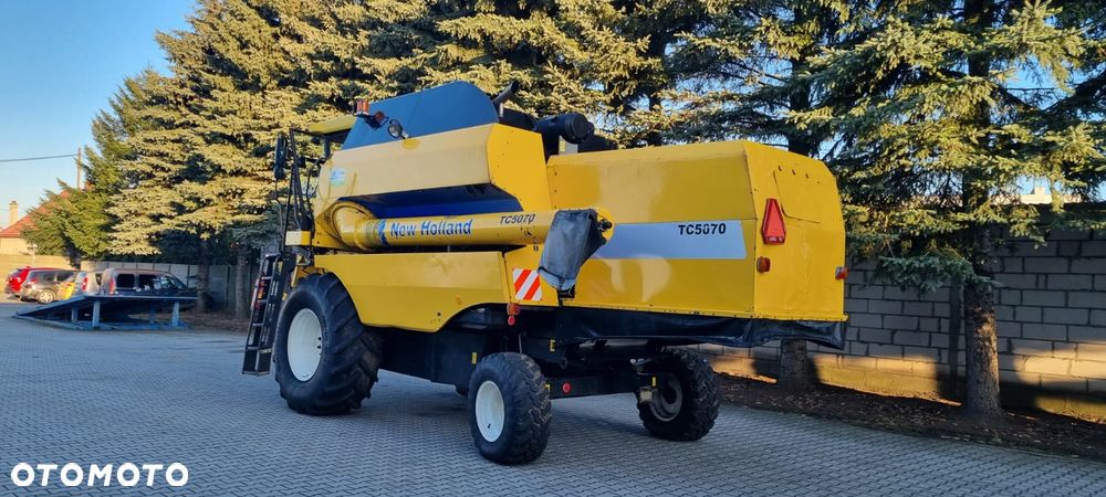 New Holland TC5070 - 2