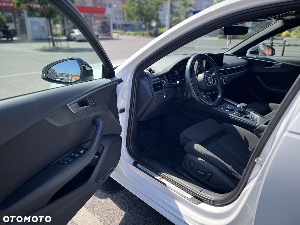 Audi A4 Limousine 1.4 TFSI S tronic - 10