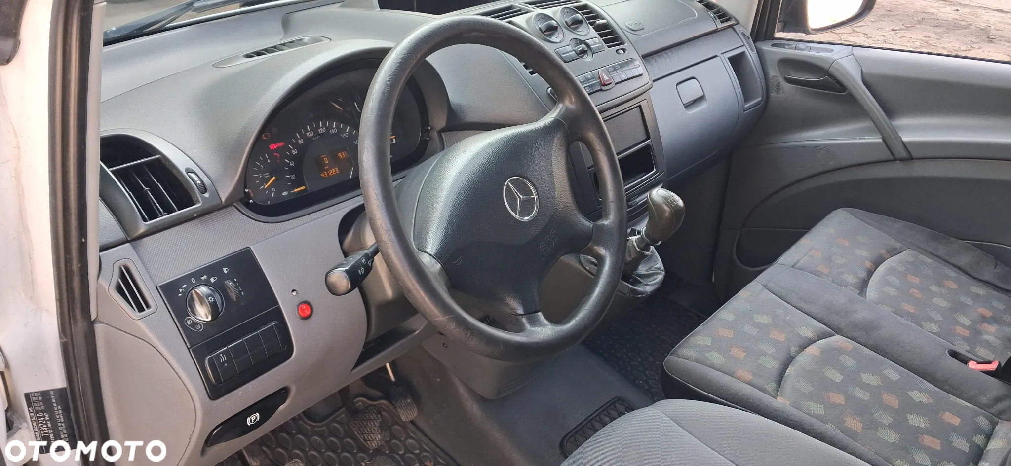 Mercedes-Benz Vito - 12