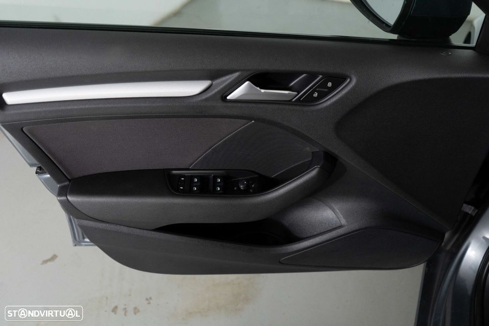 Audi A3 Sportback 1.6 TDI Sport - 23