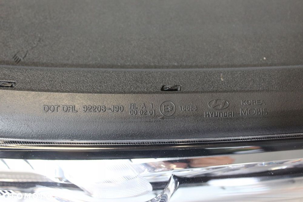 LAMPA PRAWA HYUNDAI KONA DRL KIERUNKOWSKAZ 17-20 ORYG 92208-J90 - 8