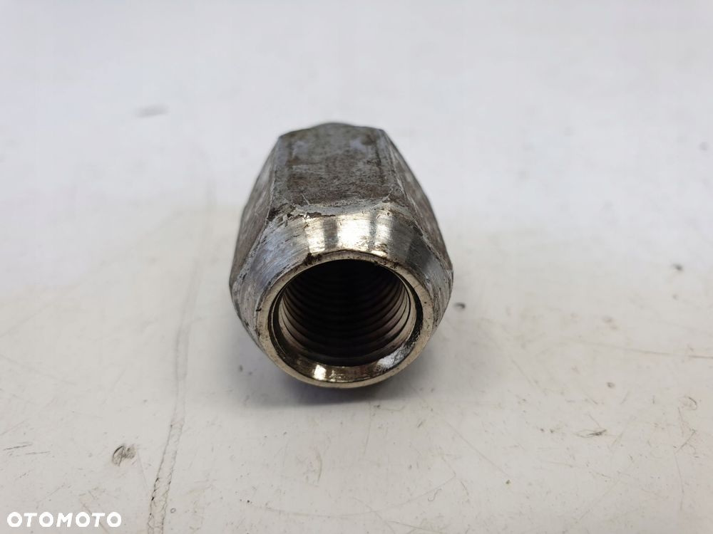 SsangYong Korando III ŚRUBA NAKRĘTKA KOŁA felgi - 3